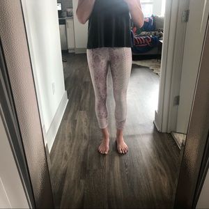 Snakeskin Varley cropped workout leggings